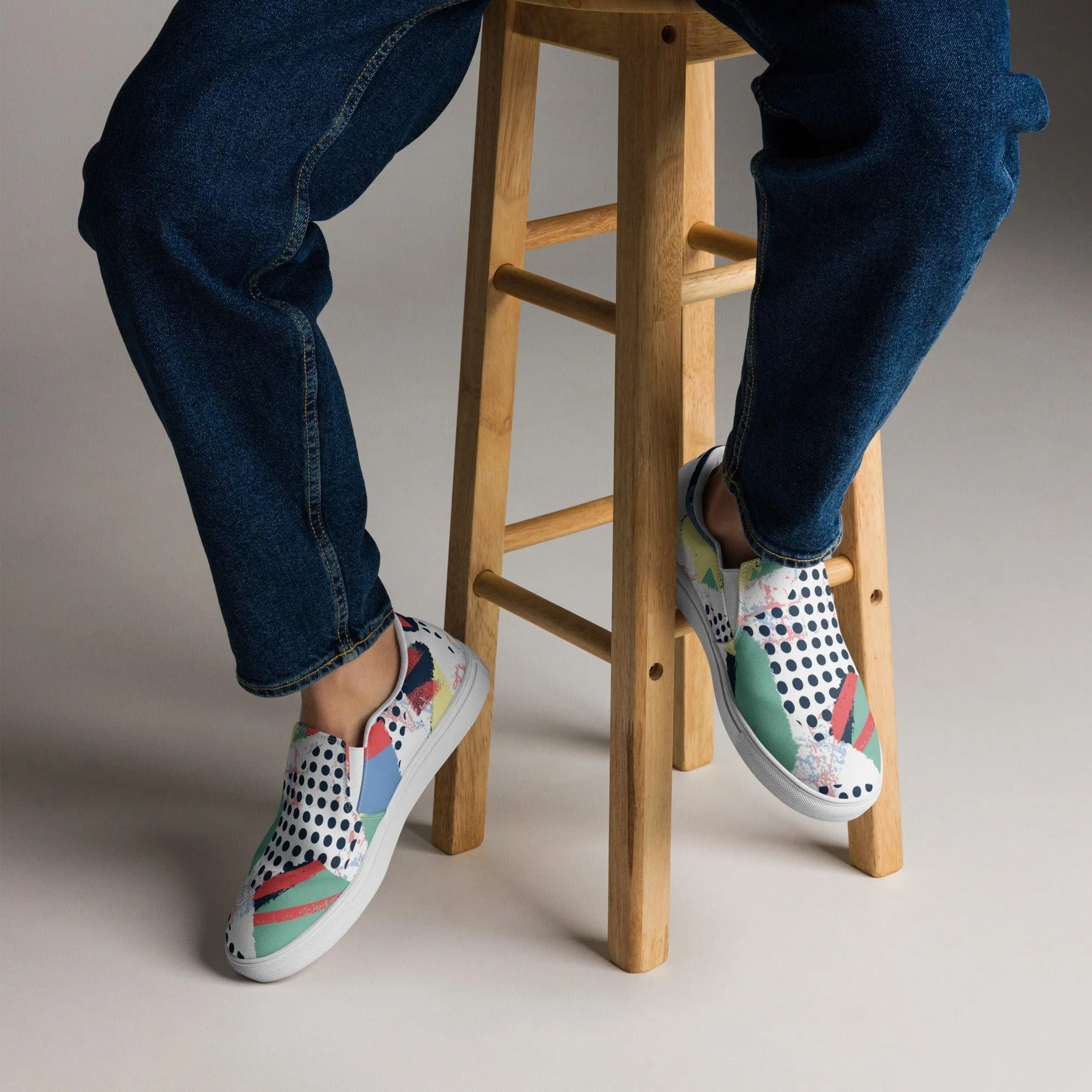 Graffiti Dot Men’s Slip-on Canvas Shoes